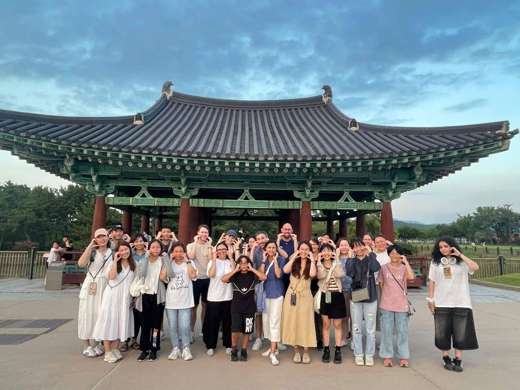 donggung palace - the group